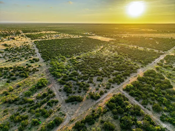2001 Ridge Ln #16, Christoval, TX 76935