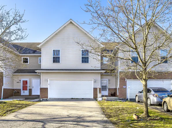 4221 Brentwood Ln, Waukegan, IL 60087