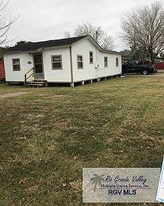 1st image of 200 Oleander Dr