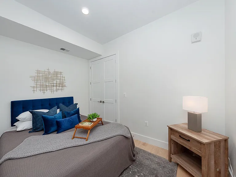 2243 12th St NW #7 — Photo 7