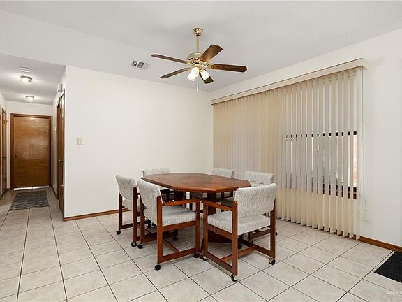 4th image of 2105 S Cynthia St APT D111