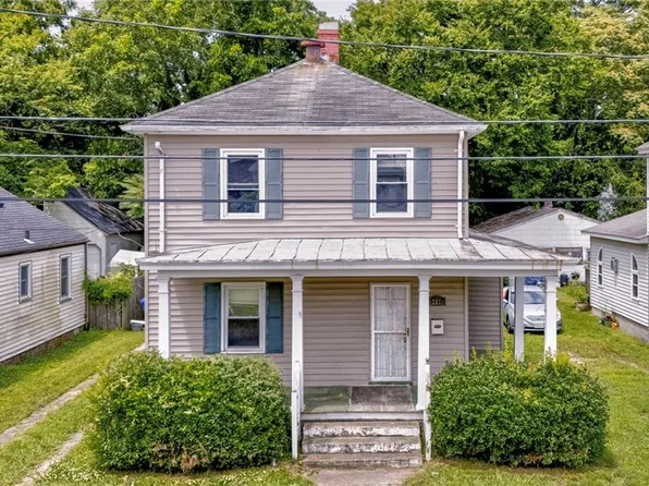 207 Saint James Ave, Suffolk, VA 23434