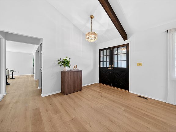 4th image of 2019 Cedarmill Dr