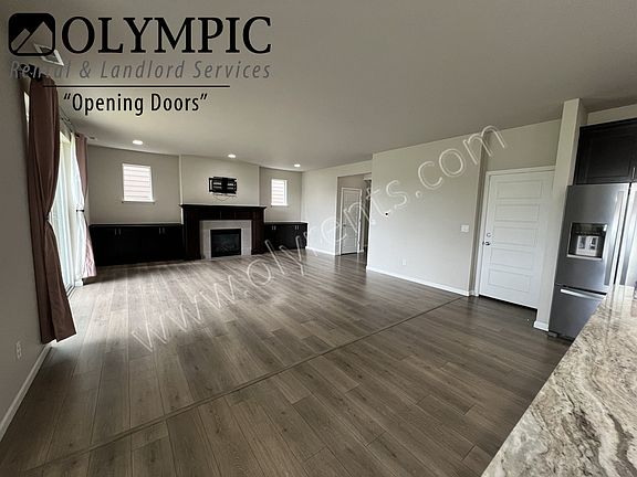 005 Living Room_07102025