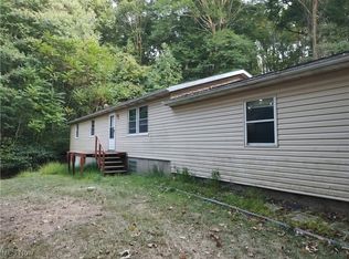 20530 County Road 6, Coshocton, OH 43812