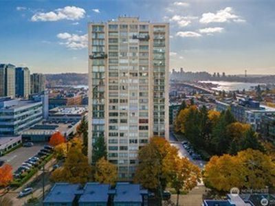 4540 8th Avenue NE #1102, Seattle, WA, 98105
