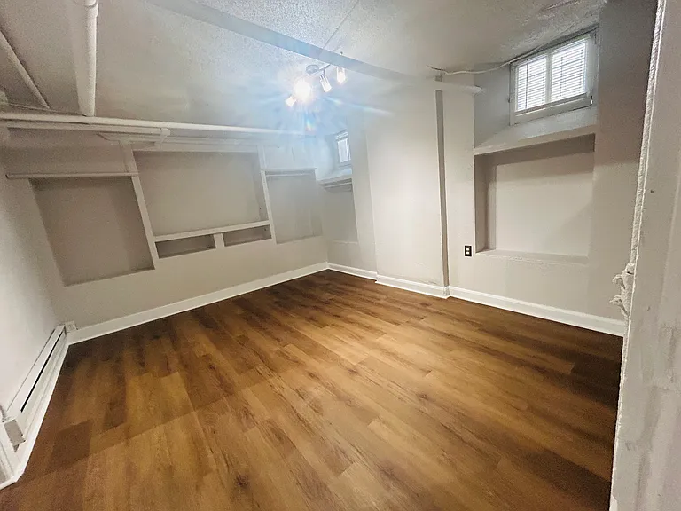 1109 N Emerson St #5 — Photo 17