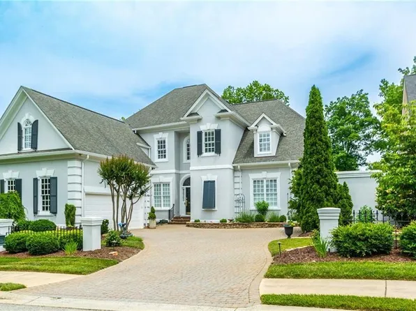 4316 Doverstone Ln, Greensboro, NC 27407