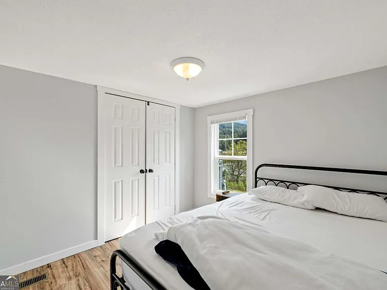 1330 Old Northcutt Rd — Photo 15