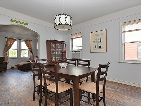 4th image of 9451 243rd St