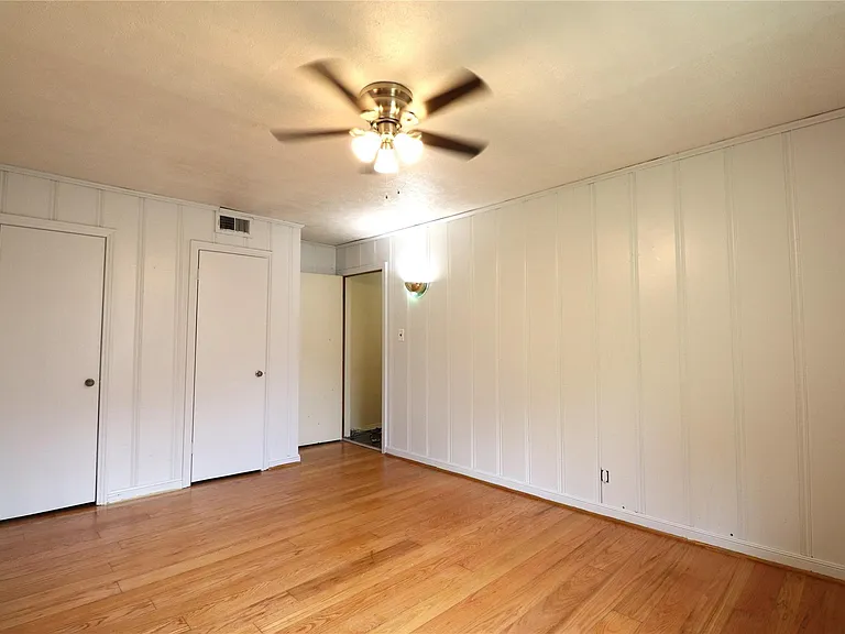 3210 Cloverdale St — Photo 18