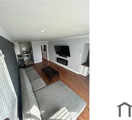 14 N Alboni Pl — Photo 7