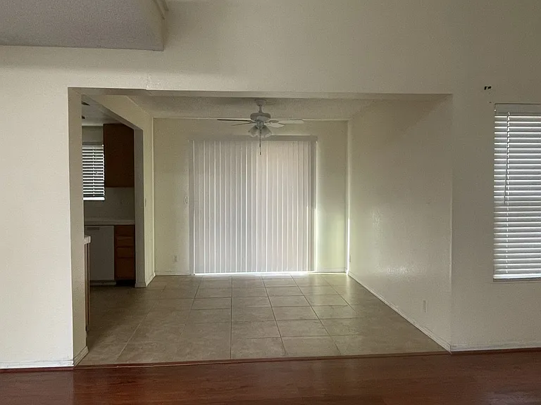 125 Serpentine Dr — Photo 5