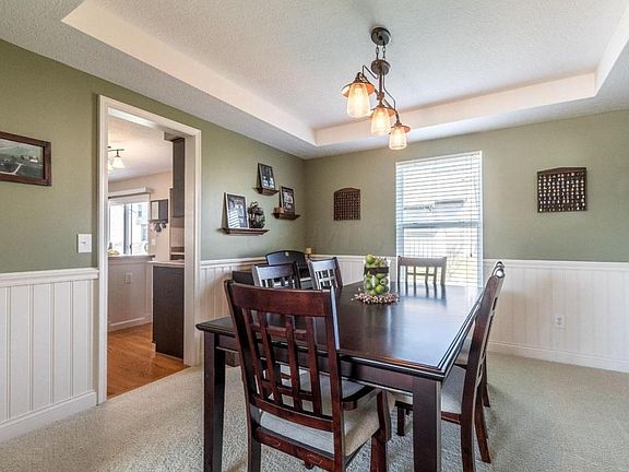 3rd image of 1047 Mueller Ct