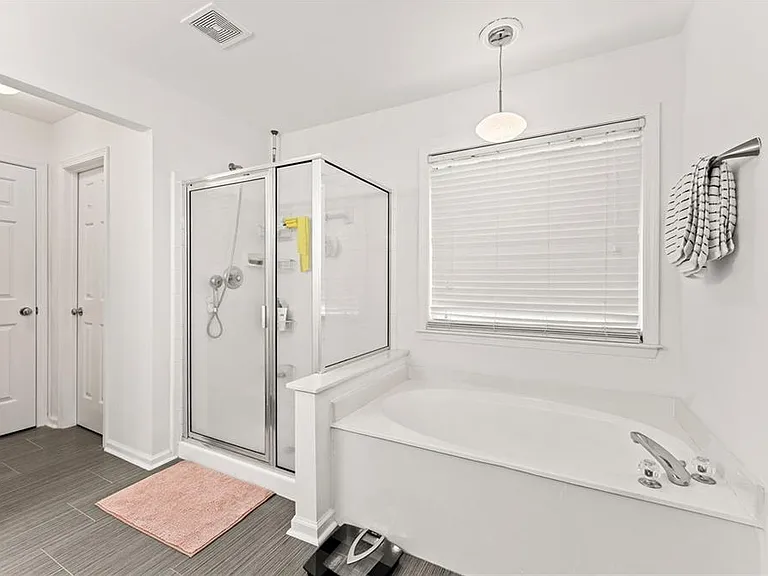 5087 Wellisford Ct — Photo 28