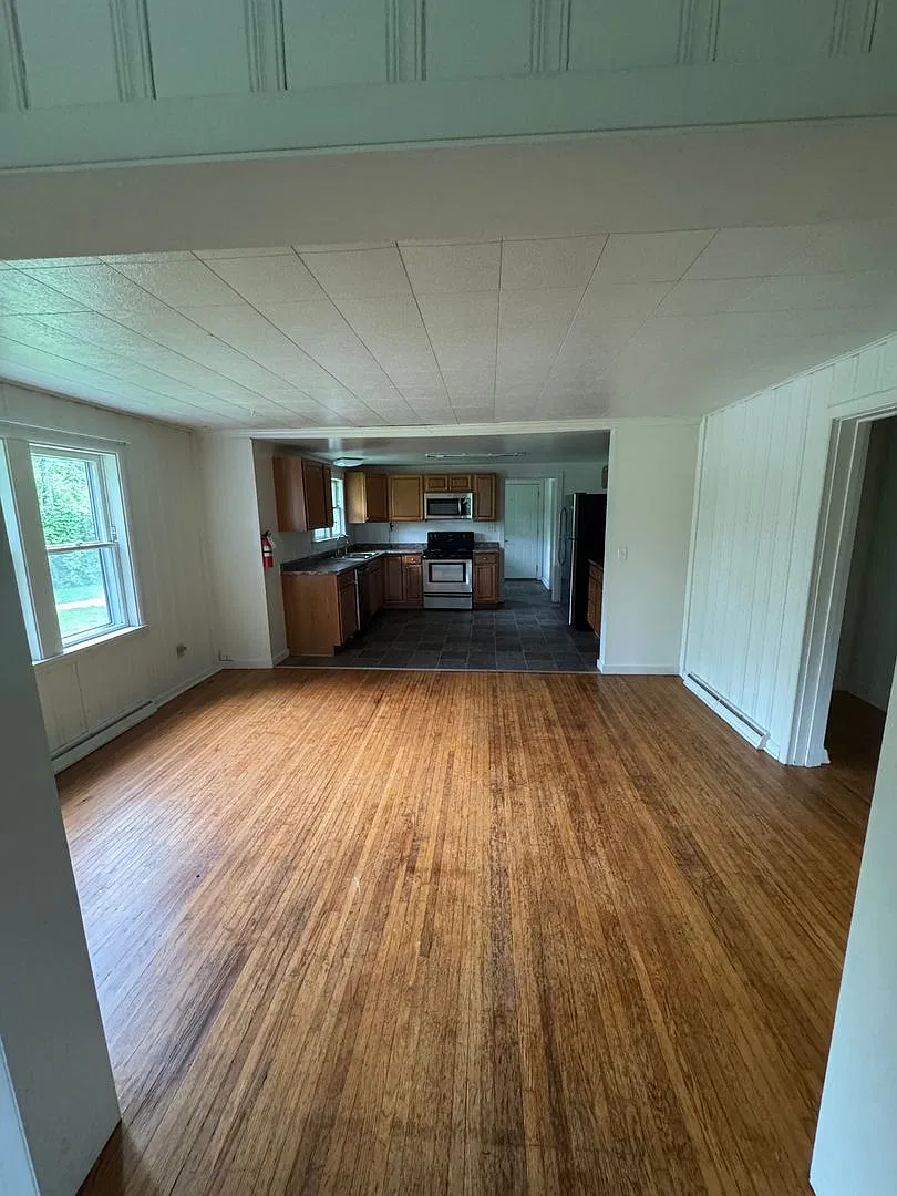 4755 N Kinser Pike — Photo 3