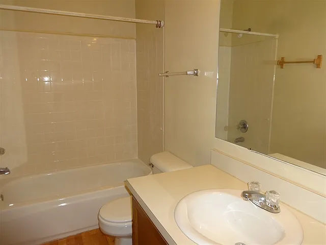 2759 Beal Dr — Photo 11