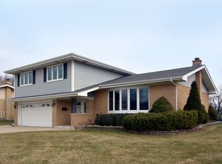 809 S Deborah Ln, Mount Prospect, IL 60056
