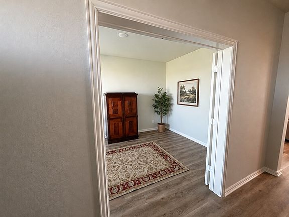 2nd image of 131 Llanos Dr