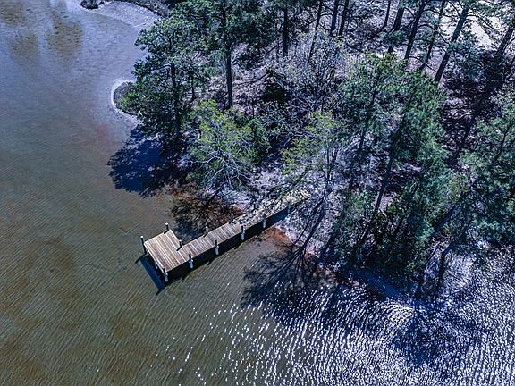 2nd image of 36-13C Windmill Point Rd