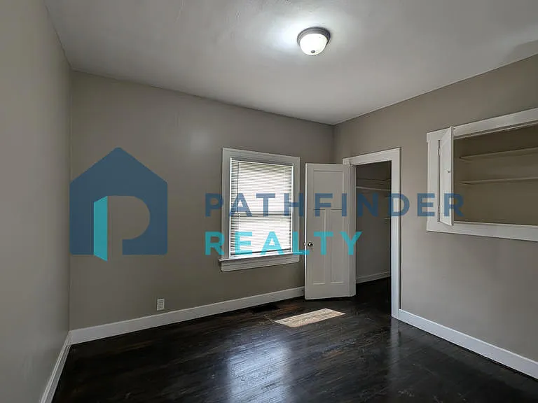 41 S Quentin Ave — Photo 9
