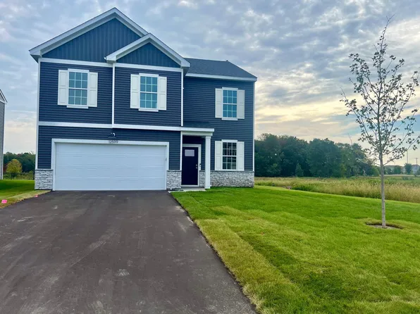 12535 Erskin St NE, Blaine, MN 55449