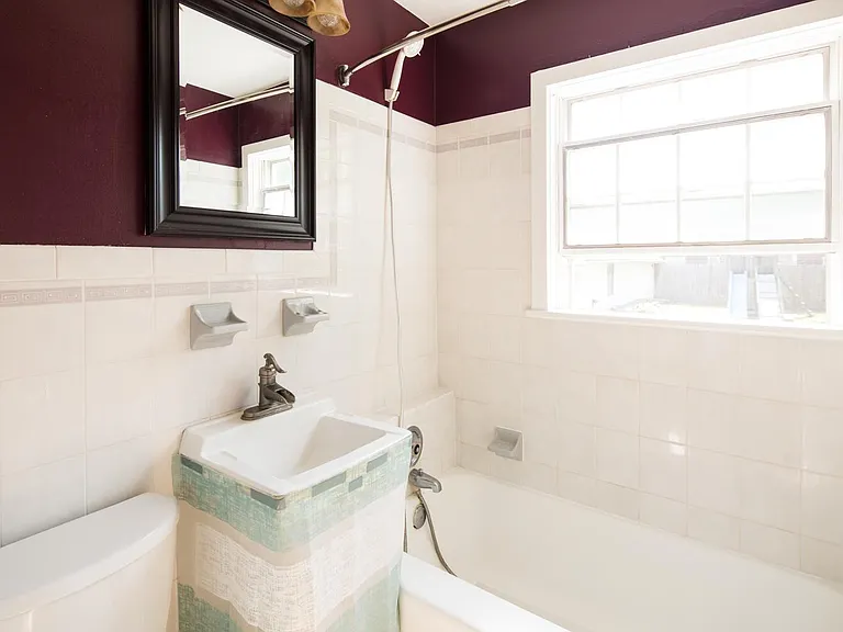 124 Tyre Ave — Photo 14