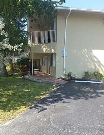 3rd image of 344 SE 11th Ave #7