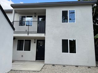 2922 8th Ave #1/2, Los Angeles, CA 90018