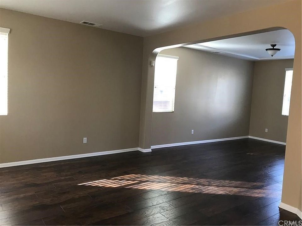 1st image of 40975 Bankhall St