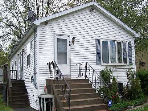 1st image of 98 S 29th St