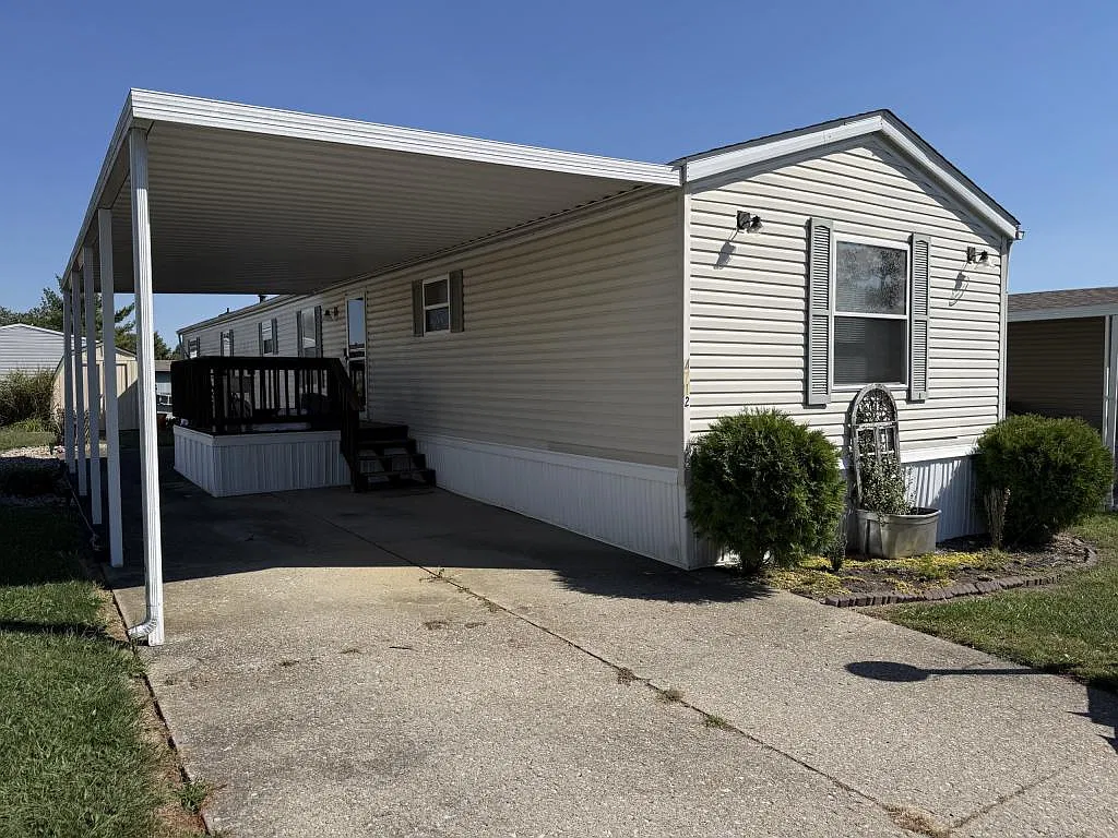 4712 Scotch Pine Dr — Photo 2