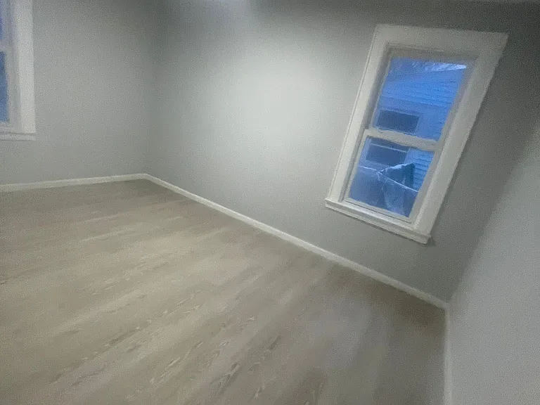 100 Smith St #1 — Photo 6