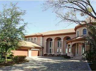 1951 Brightwaters Blvd NE, Saint Petersburg, FL 33704