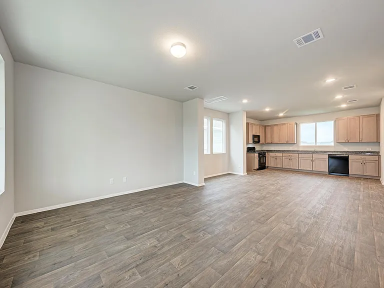 158 Daylily Dr — Photo 7