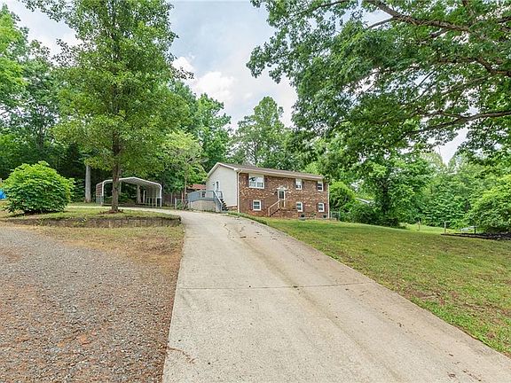3rd image of 291 Kingwood Rd