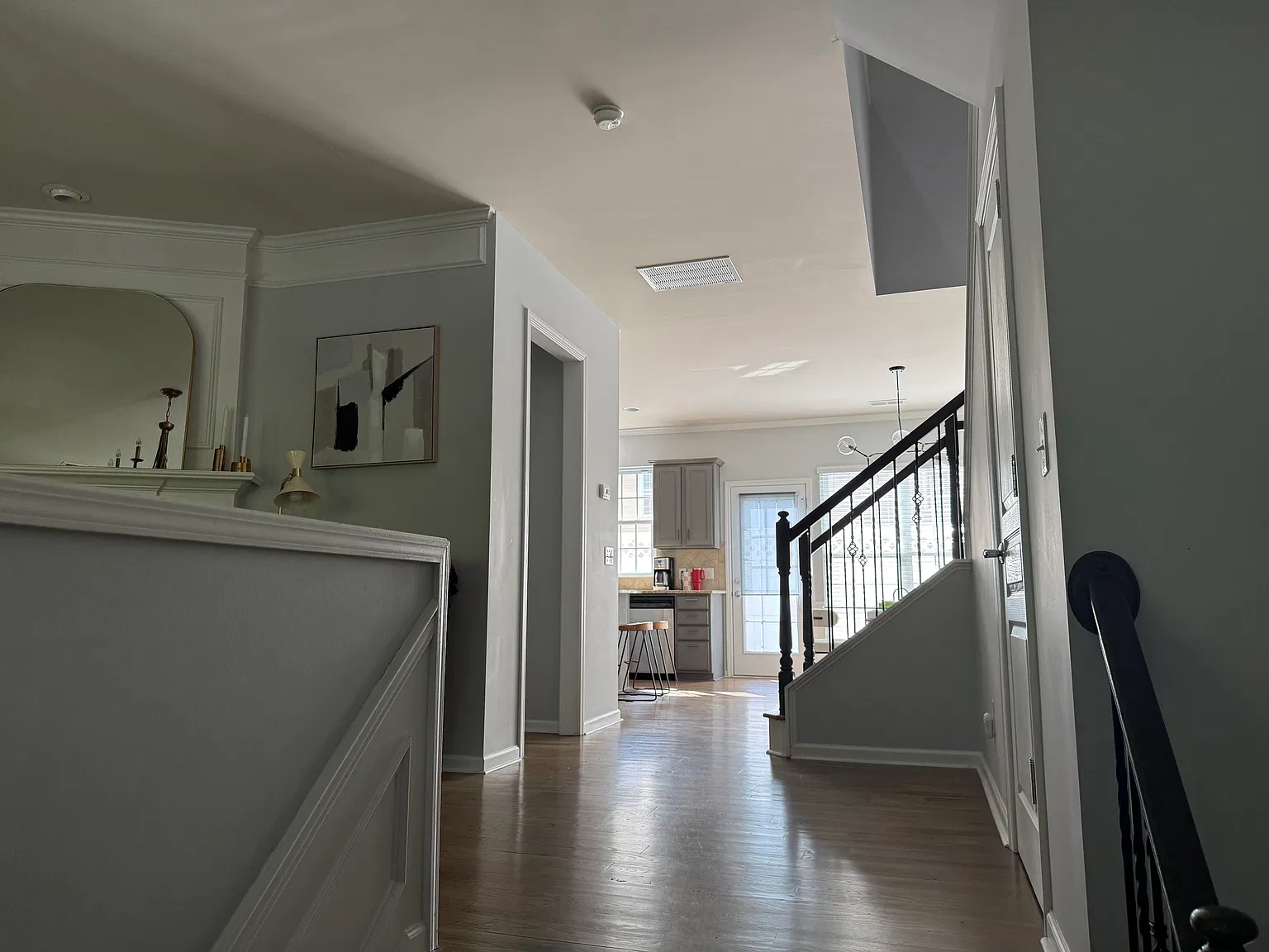 3 bed, 1831 sqft, $3,500 — Photo 2