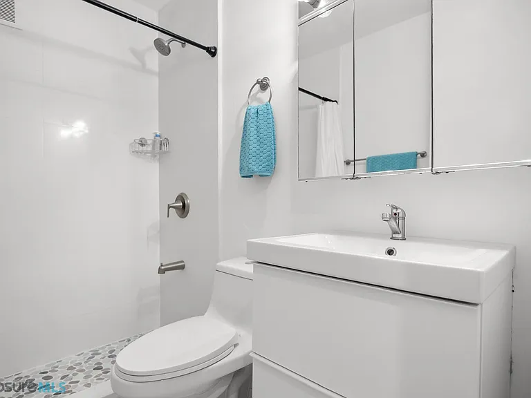 203 Avenida Laguna #431 — Photo 24