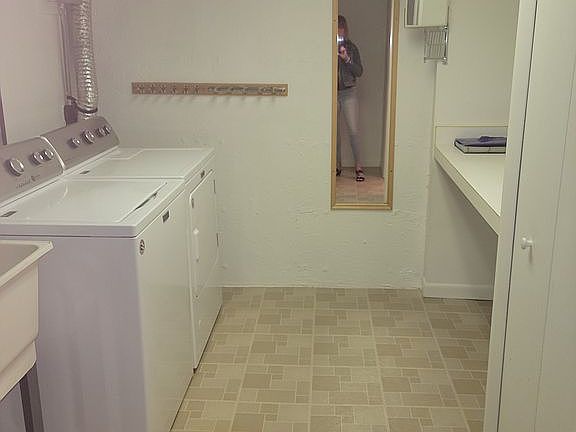 2nd image of 50283 Helfer Blvd