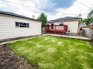 10904 Nelson St, Westchester, IL