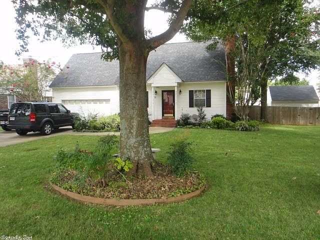 1st image of 21 White Oak Cir