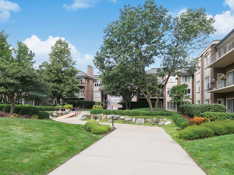 1st image of 3 Oak Brook Club Dr APT D303