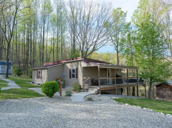 892 Franklin Creek Rd, Amherst, VA 24521