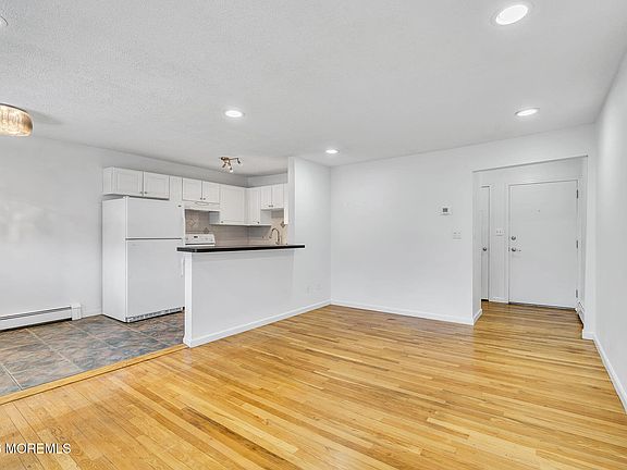 3rd image of 735 Greens Avenue #7B