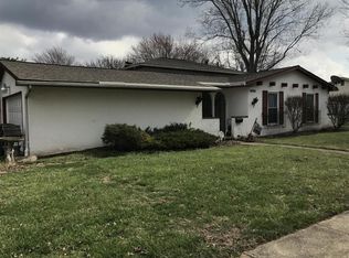 5990 Darby Ln, Columbus, OH 43229