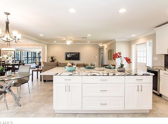 4th image of 6869 Carmelle Dr