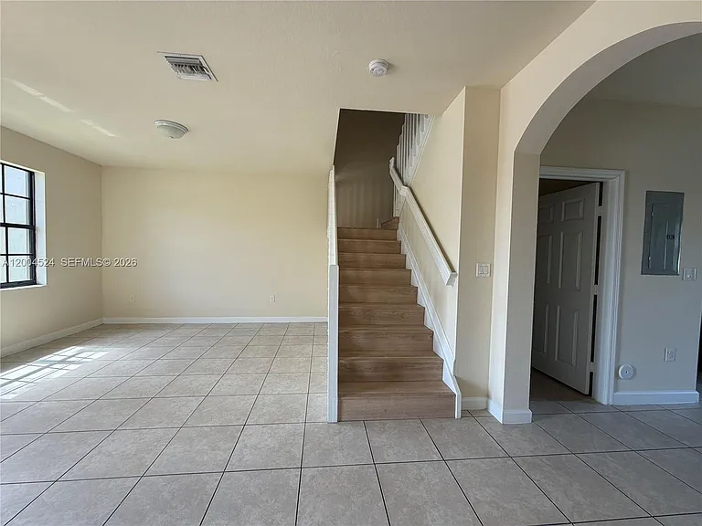 544 SE 32nd Ave — Photo 7