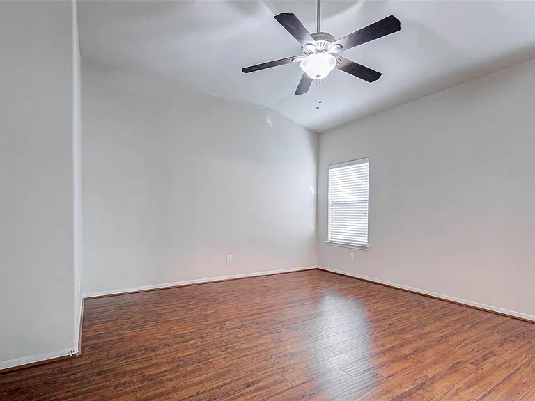 24314 Courtland Oaks St — Photo 17
