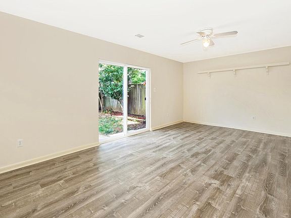 4th image of 8405 Foresight Ln