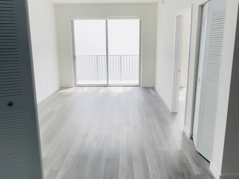 430 NW 34th Ave #607 — Photo 12